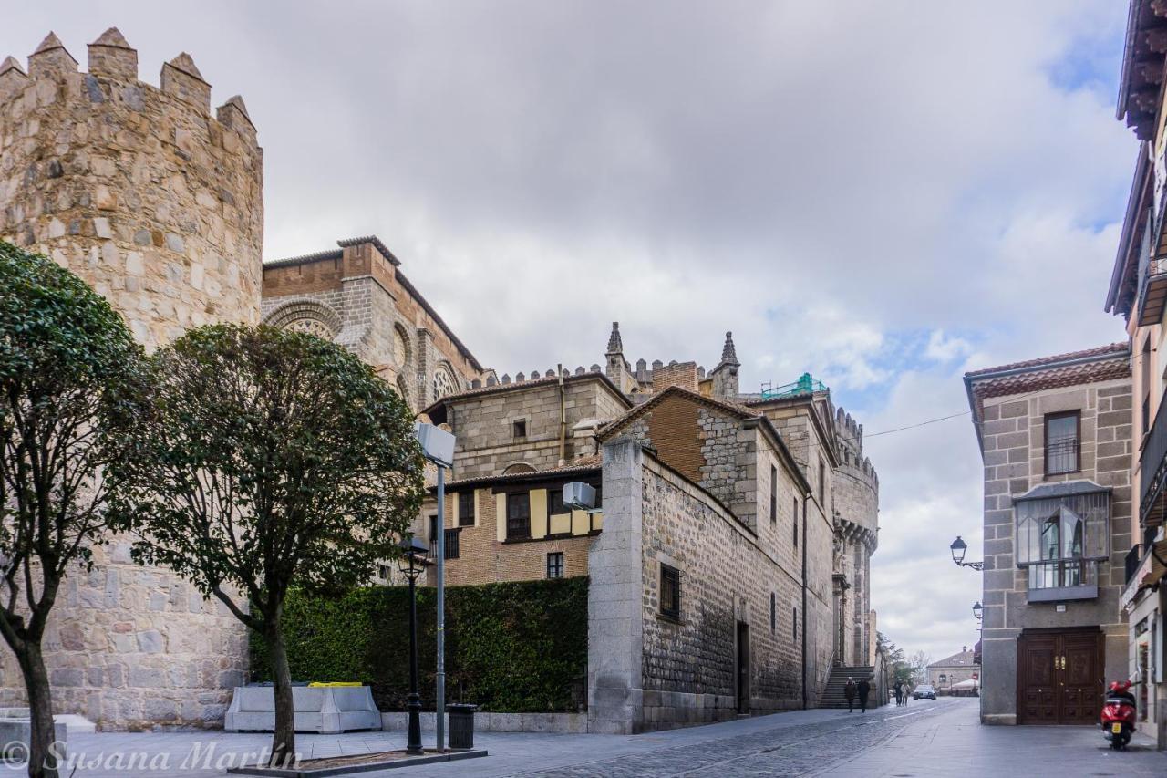 La Casa De La Luna Ávila Zewnętrze zdjęcie